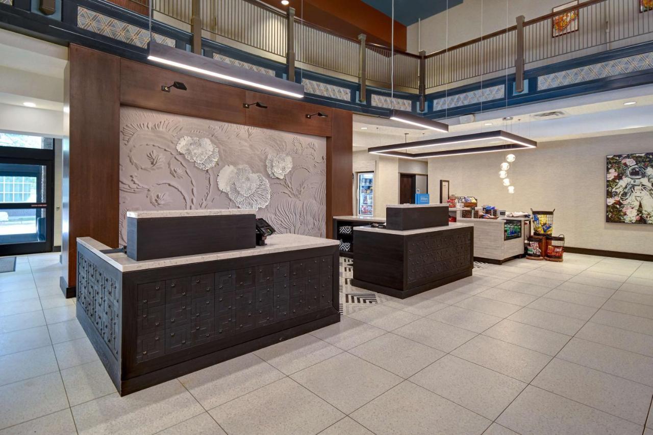 Hilton Garden Inn Kalamazoo Downtown Dış mekan fotoğraf