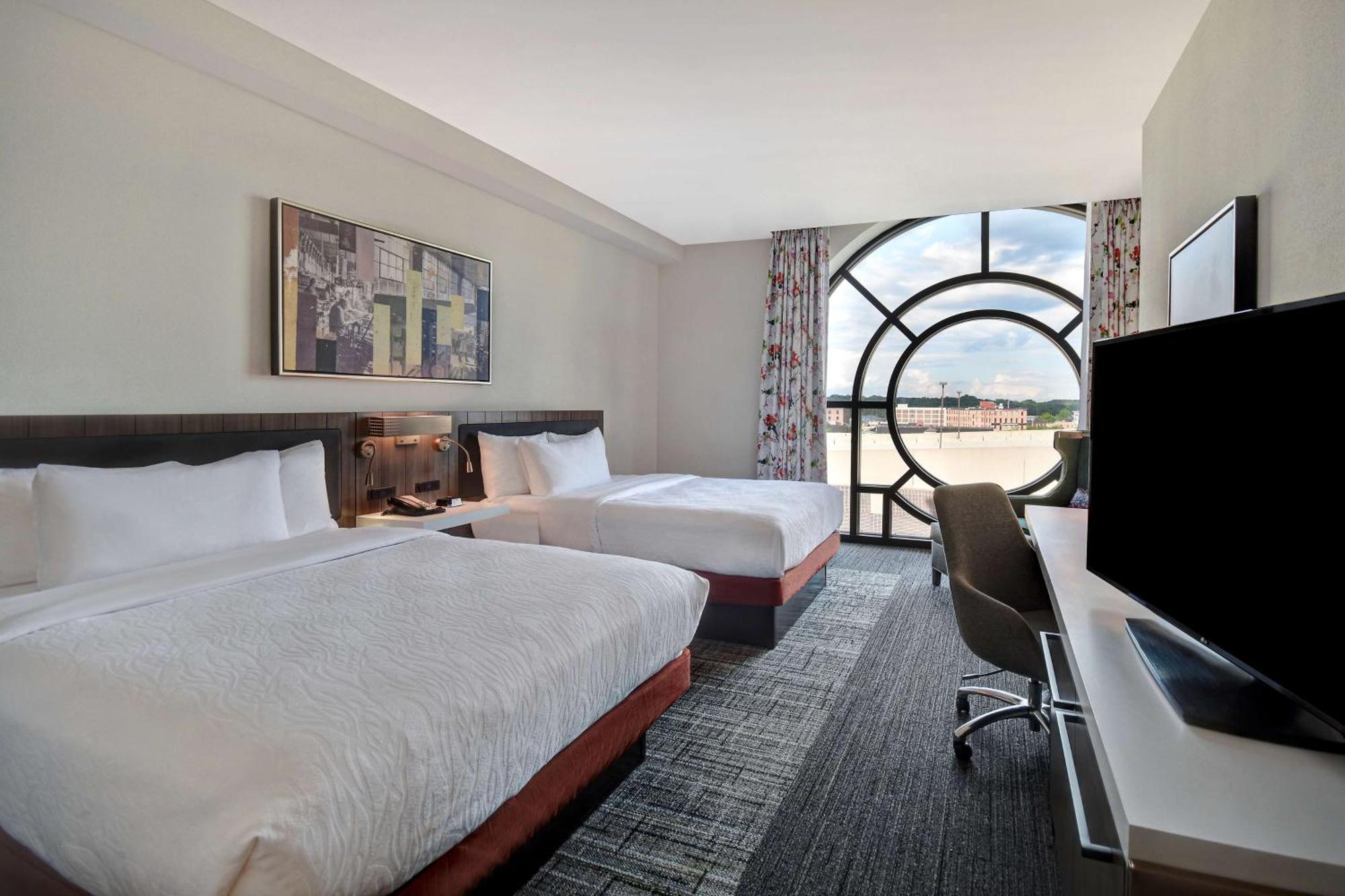 Hilton Garden Inn Kalamazoo Downtown Dış mekan fotoğraf