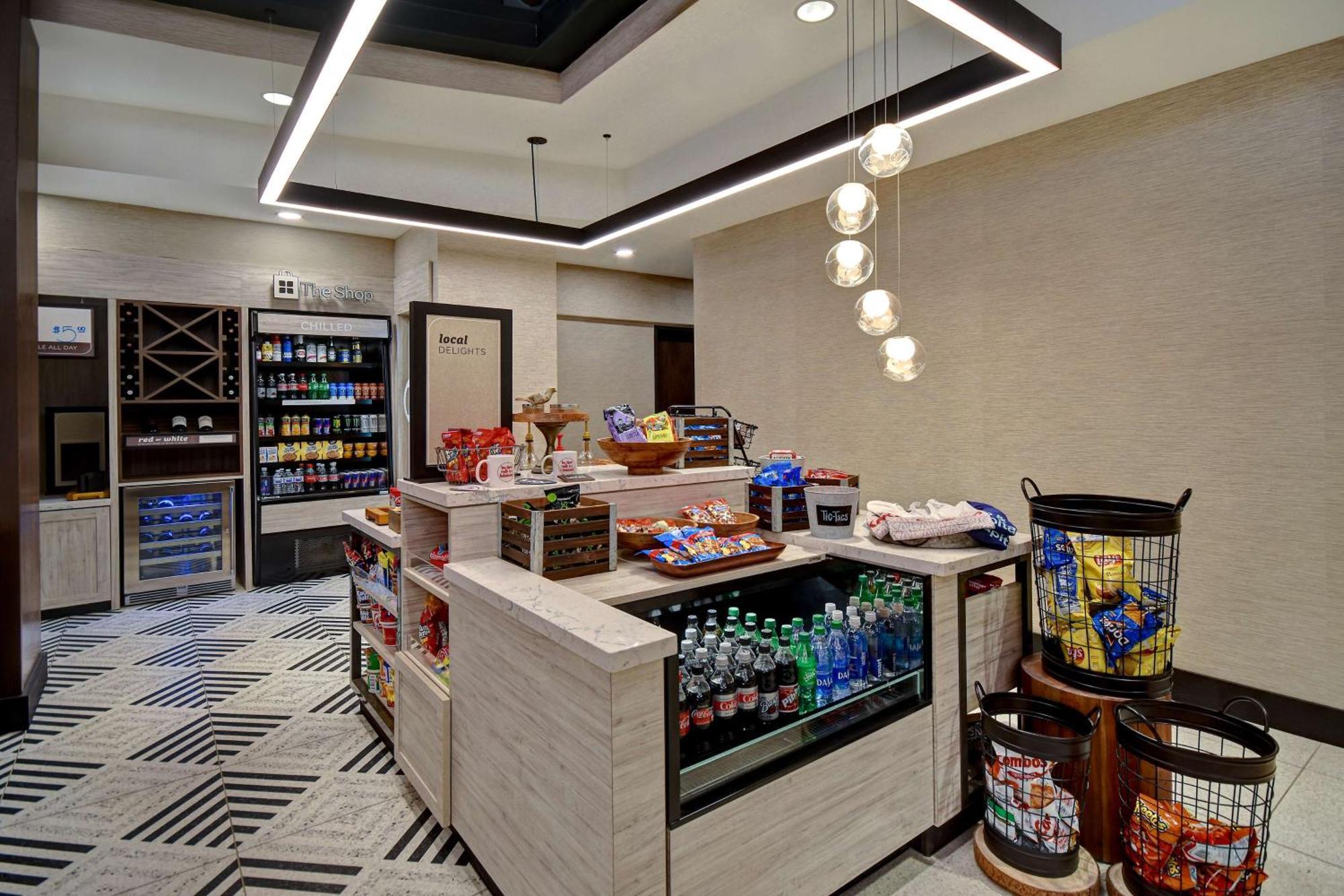 Hilton Garden Inn Kalamazoo Downtown Dış mekan fotoğraf
